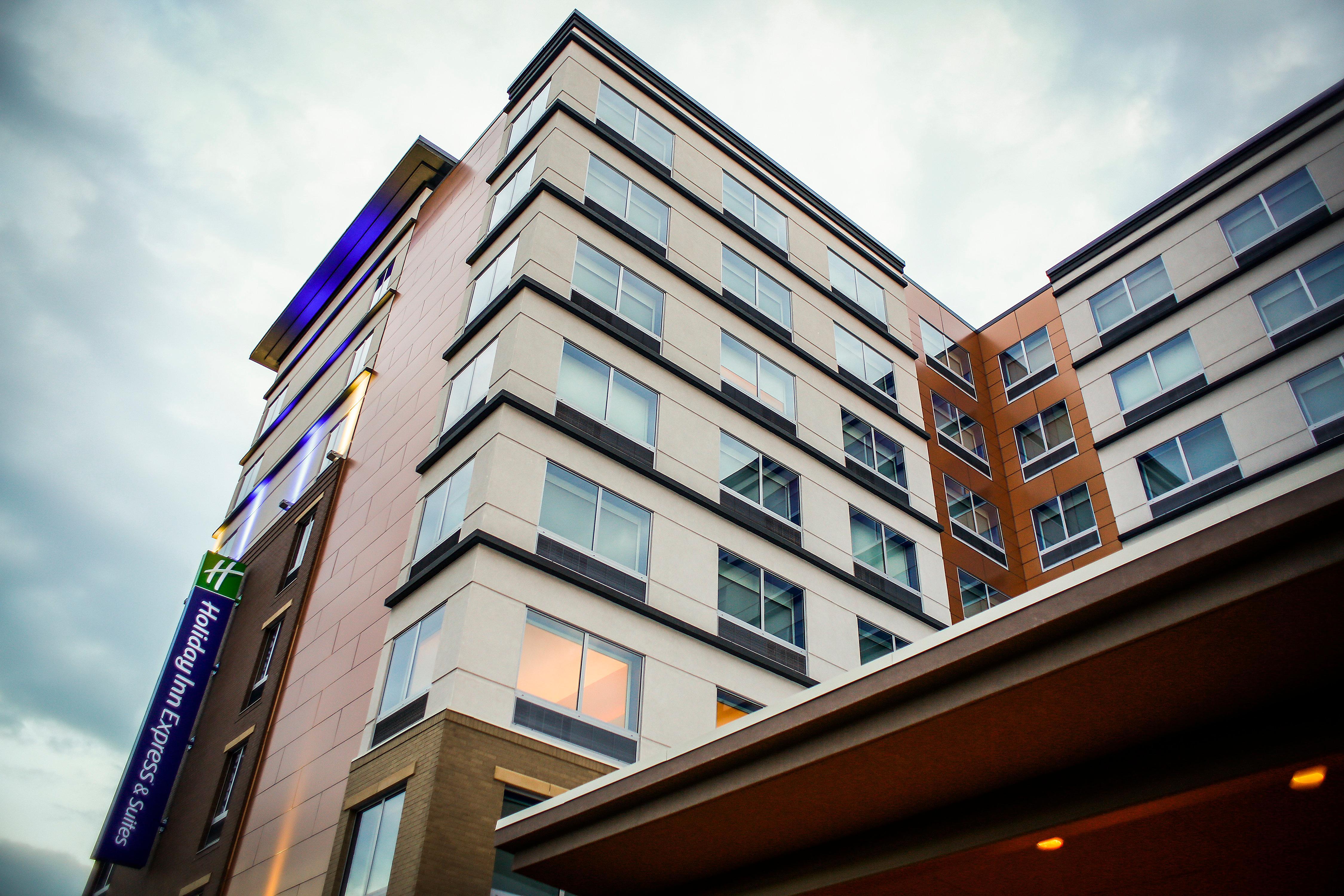 Holiday Inn Express & Suites Downtown Louisville By Ihg Kültér fotó