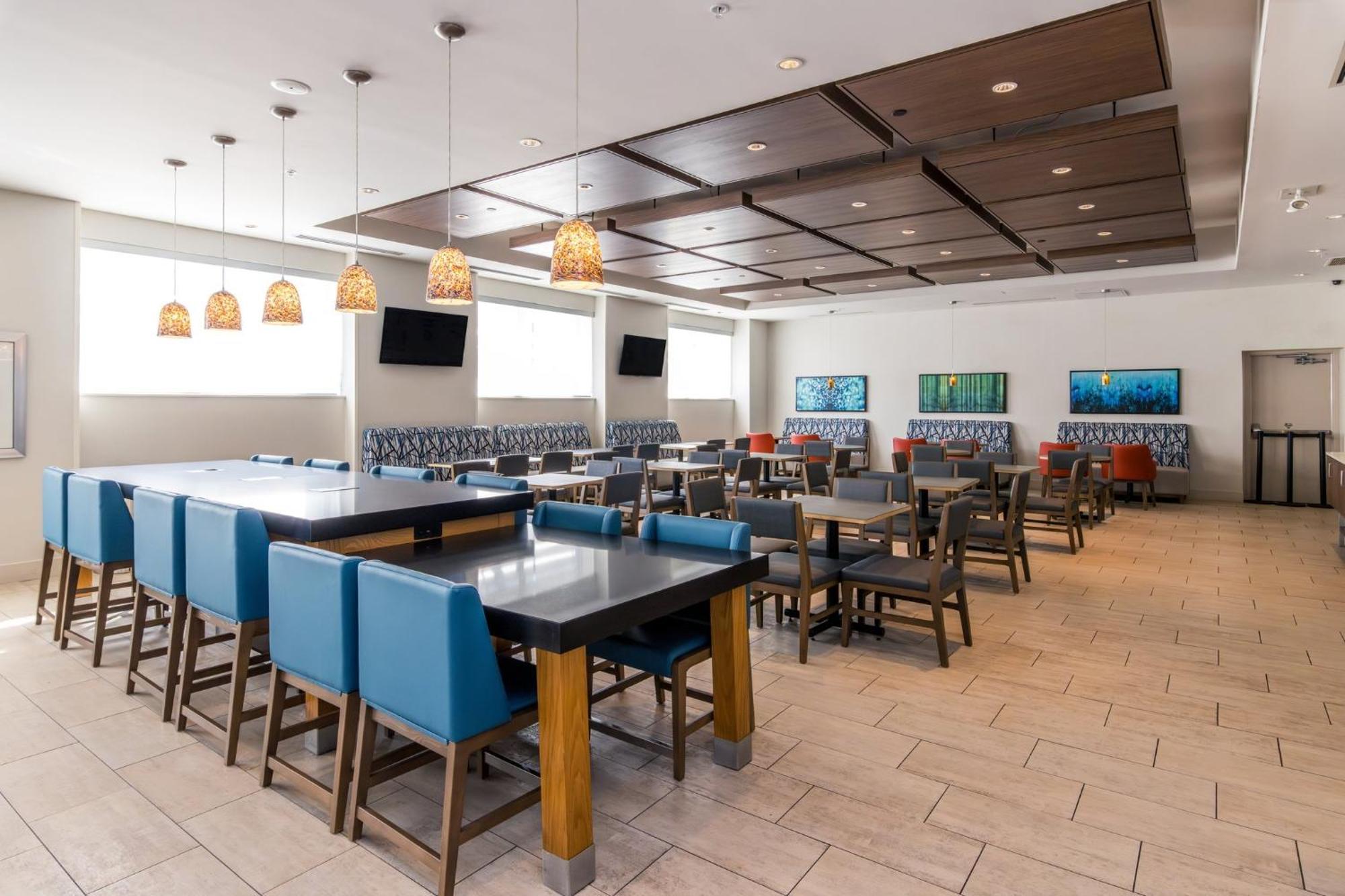 Holiday Inn Express & Suites Downtown Louisville By Ihg Kültér fotó