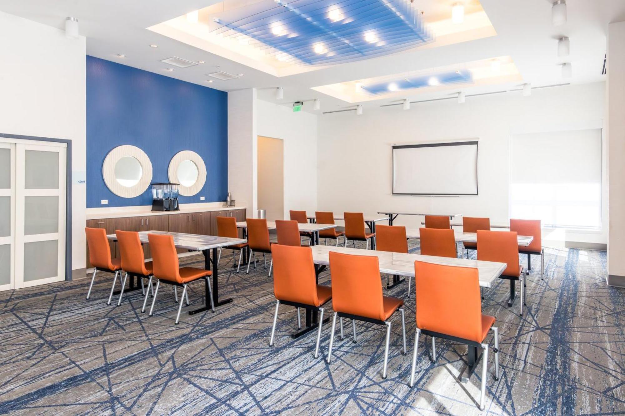 Holiday Inn Express & Suites Downtown Louisville By Ihg Kültér fotó
